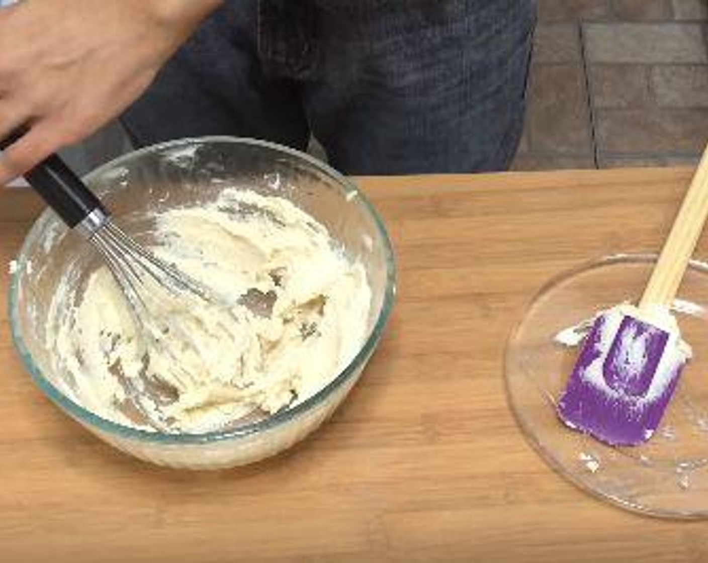 step 1 In the microwavve, melt the Semi-Sweet Chocolate Chips (1 cup). In a bowl, cream together the Granulated Sugar (3/4 cup), the Brown Sugar (4 Tbsp) and the Butter (1/2 cup).