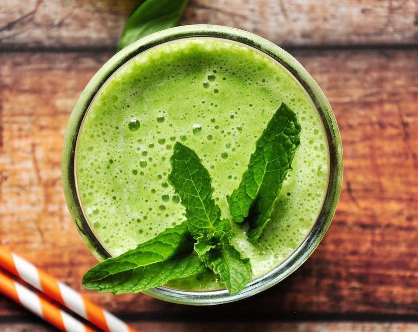 step 1 In a blender, add Coconut Water (1 cup), Kale (1/2 cup), Fresh Spinach (1/2 cup), and Fresh Mint Leaves (6). Add Greek Yogurt (4 Tbsp), then Frozen Pineapple (1 cup). Top with Stevia (1/2 pckg) and Chia Seeds (1 tsp) and blend on high speed until smooth. Pour into a glass and enjoy!