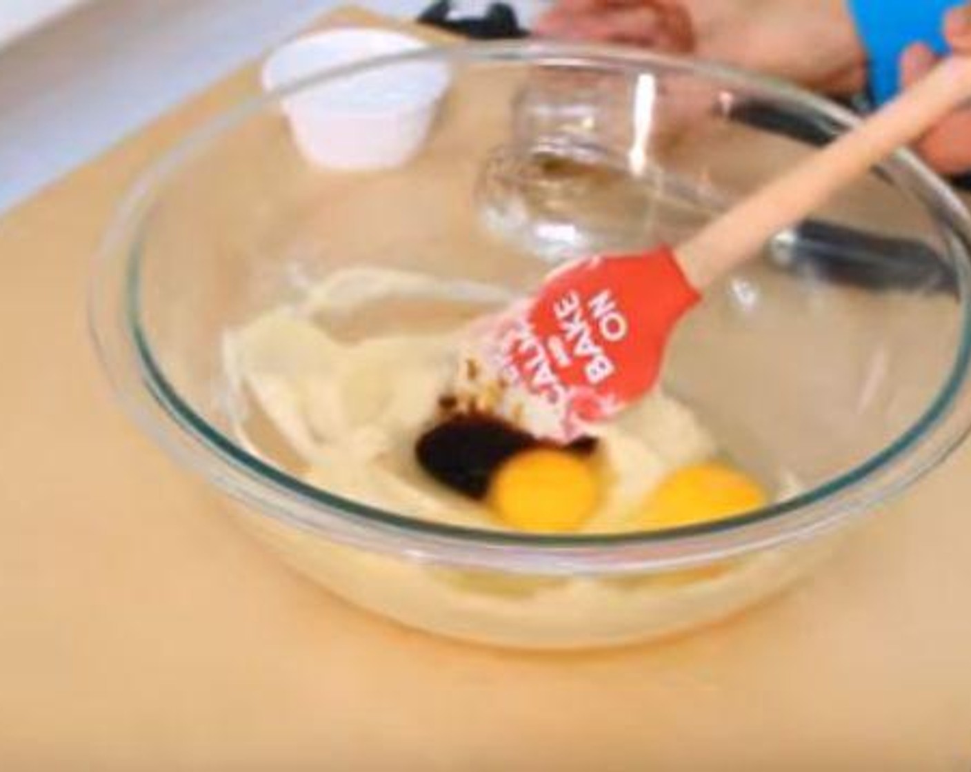 step 1 Cream together the Granulated Sugar (3/4 cup) and Butter (1/2 cup). Add the Eggs (2) and Vanilla Extract (2 tsp). Combine thoroughly.
