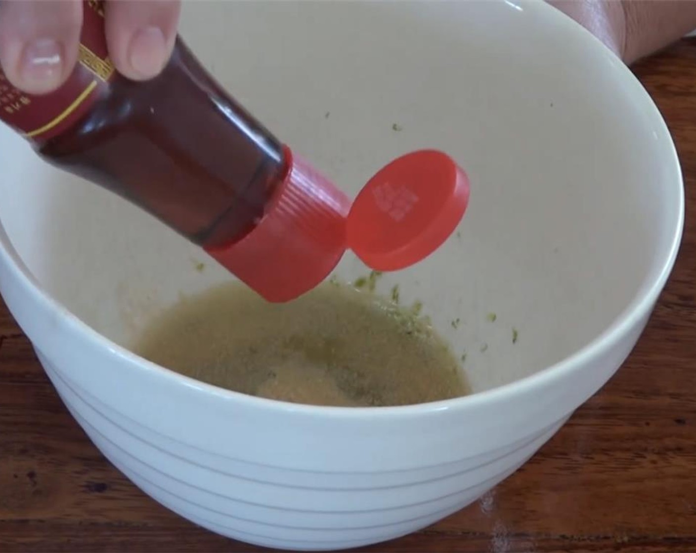 step 6 In the bowl, add Garlic Powder (1 tsp), Sesame Oil (1/2 tsp) and Crushed Red Pepper Flakes (1/2 tsp) if using. Set aside.