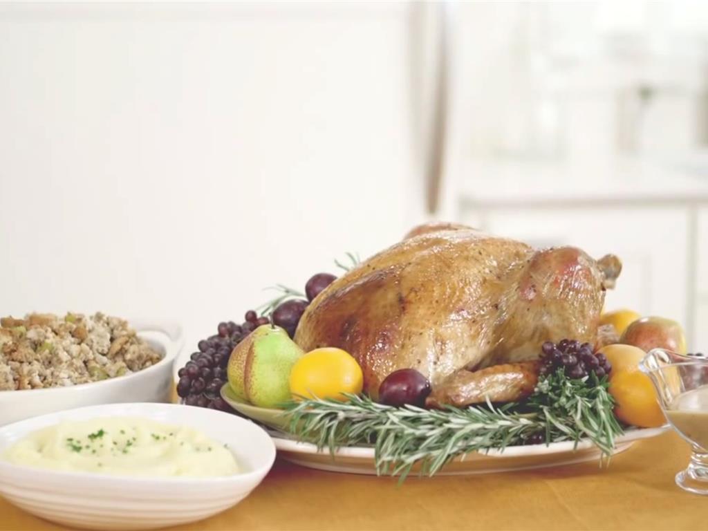 Herb-Roasted Turkey with Pan Gravy