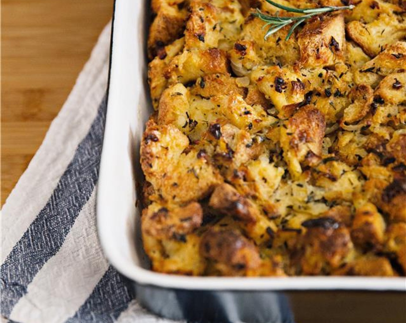 Classic Thanksgiving Stuffing