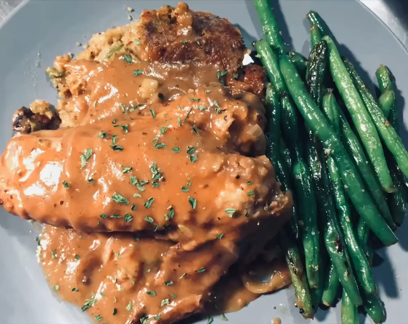 Air Fryer Smothered Turkey Wings