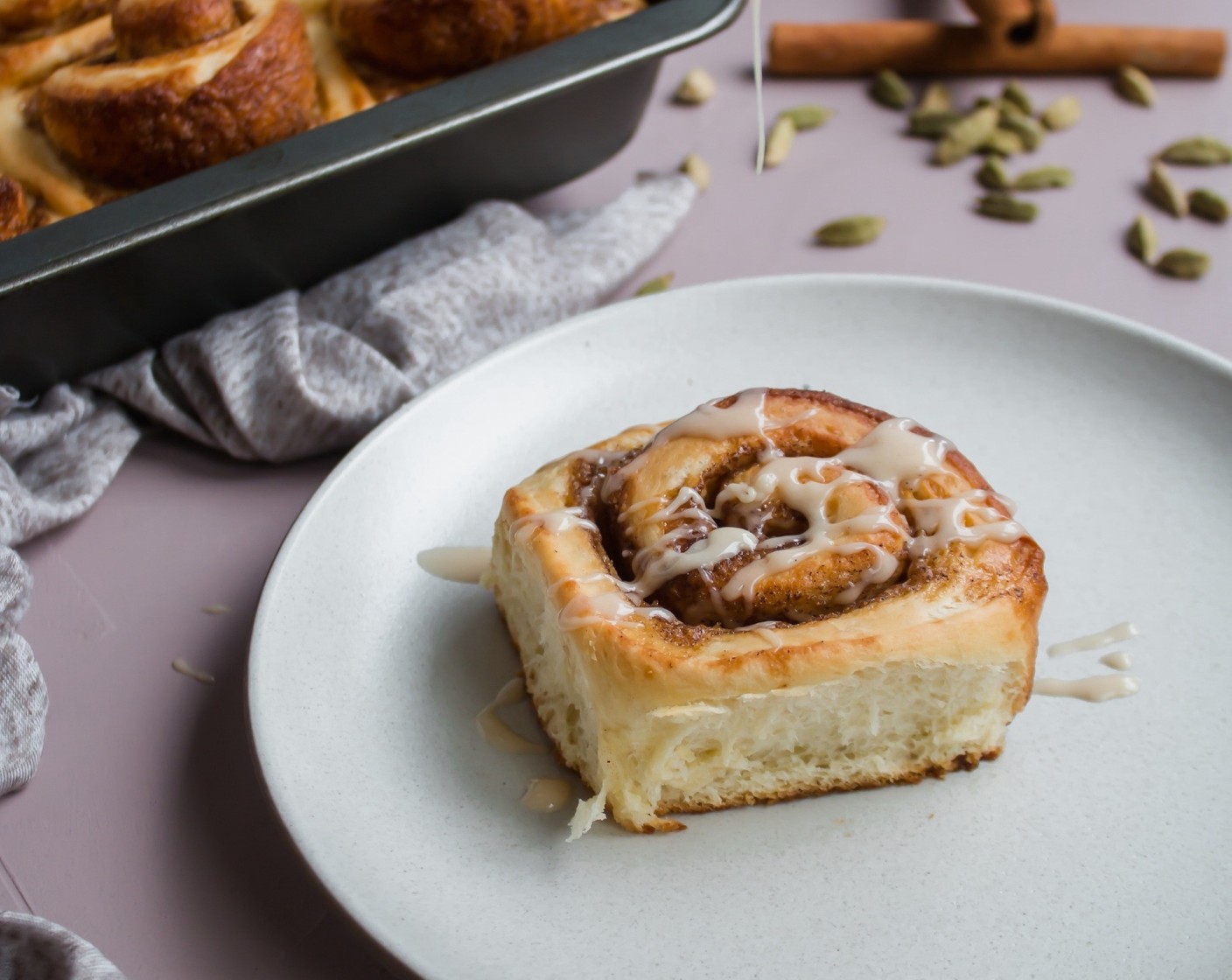 Dirty Chai Cinnamon Rolls