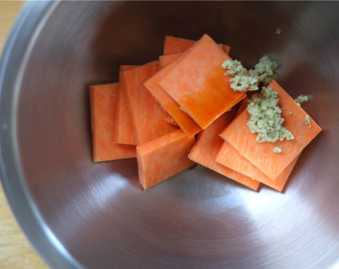 step 5 Mix together the Teriyaki Sauce (3 Tbsp), Sesame Oil (1 Tbsp), Fresh Ginger (1 tsp), and Honey (1 Tbsp) in a bowl and toss the squares of sweet potato to coat lightly. Save the remaining sauce.