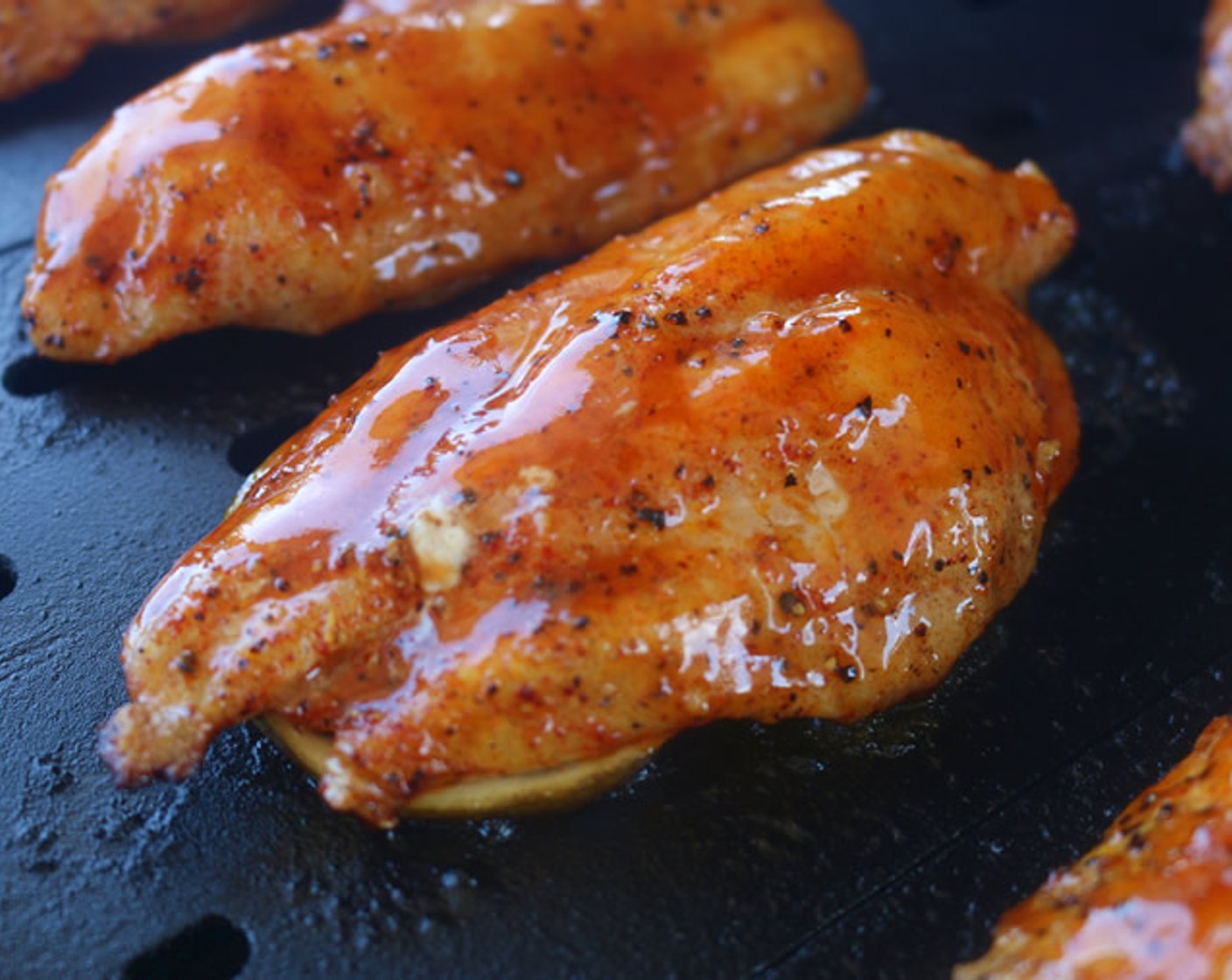 step 7 Continue to grill for 4 more minutes.