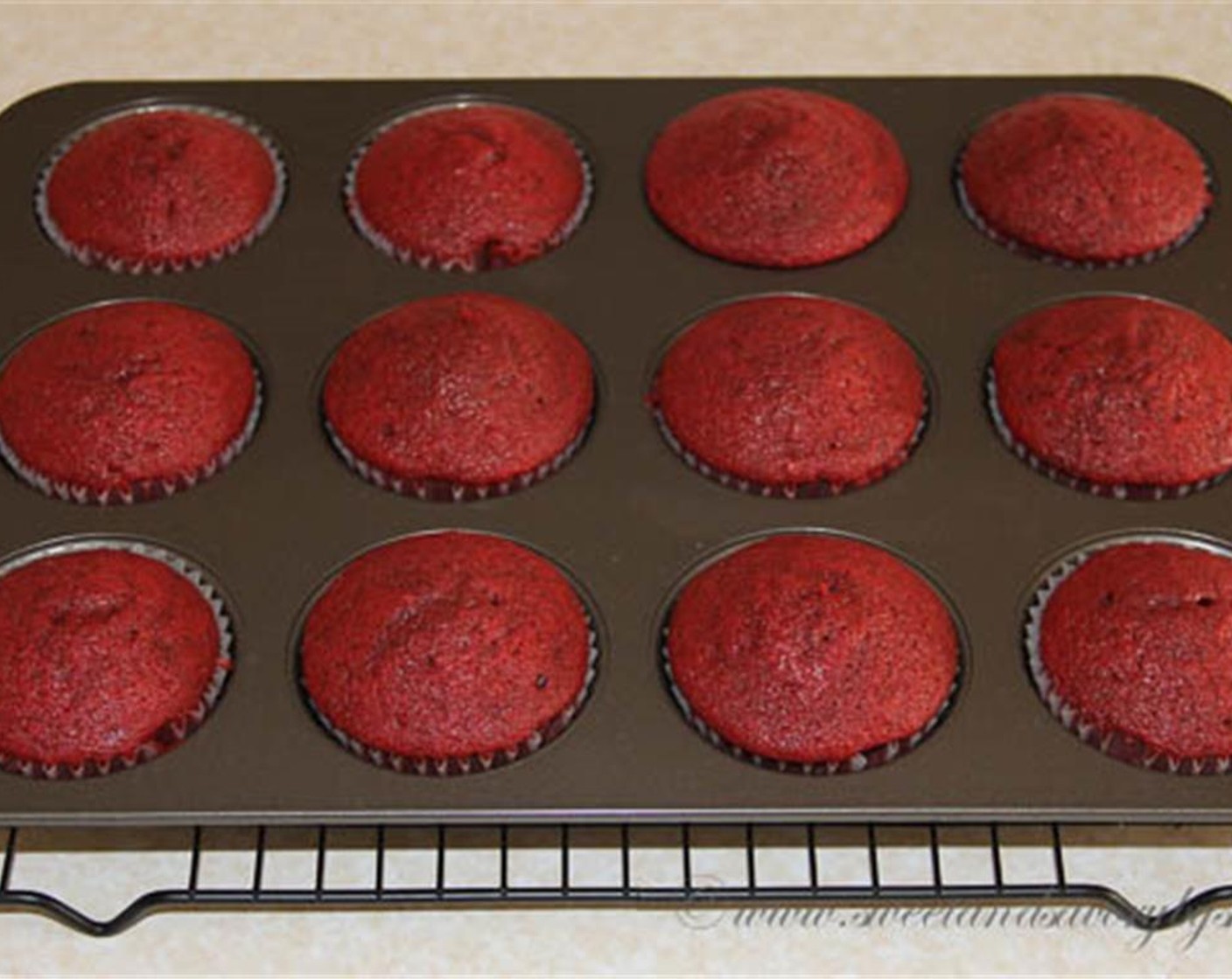 step 7 Remove from the baking pan and cool on wire rack.