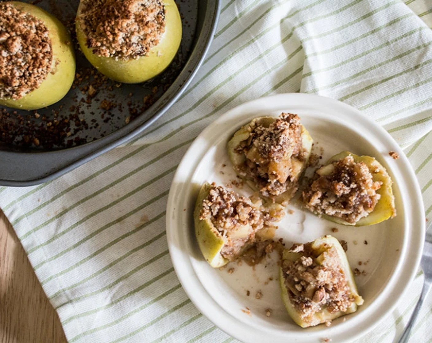 Crustless Caramel Apple Pie
