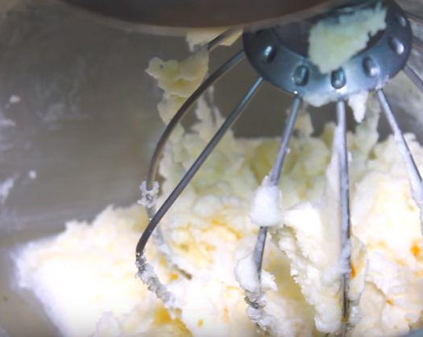 step 1 In the bowl of a stand mixer, cream together the Butter (1/2 cup) and Granulated Sugar (1 cup). Add in the Egg (1) and Vanilla Extract (1 tsp) and blend until smooth.